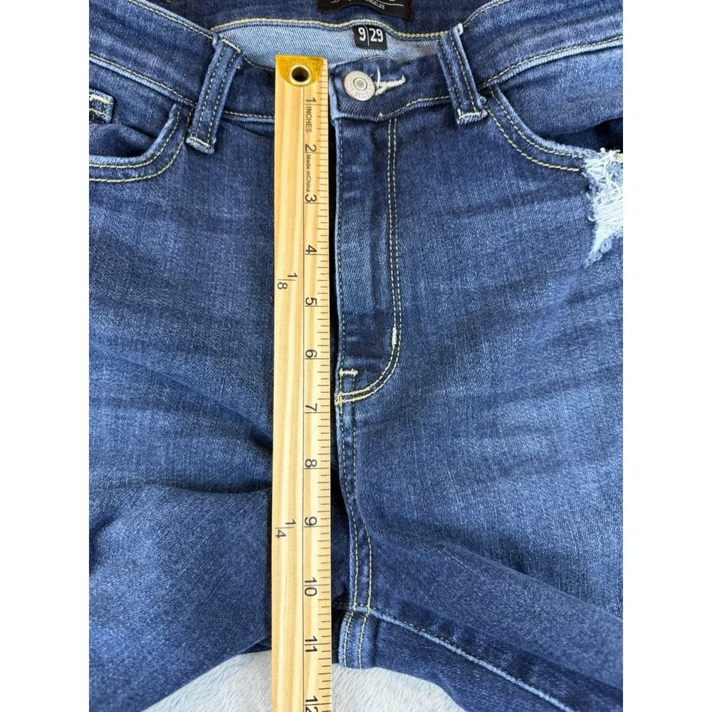 Judy Blue Jeans Women's Boyfriend Fit Size 9 / 29 Blue Dark Wash‎ Distressed